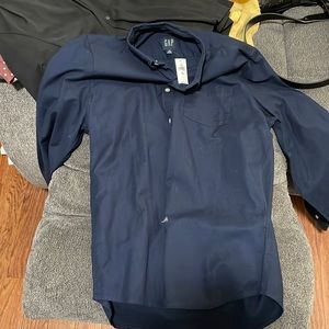 Gap button down shirt